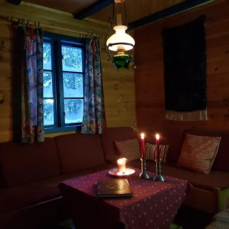 Σπίτι διακοπών Ved Innsjo *